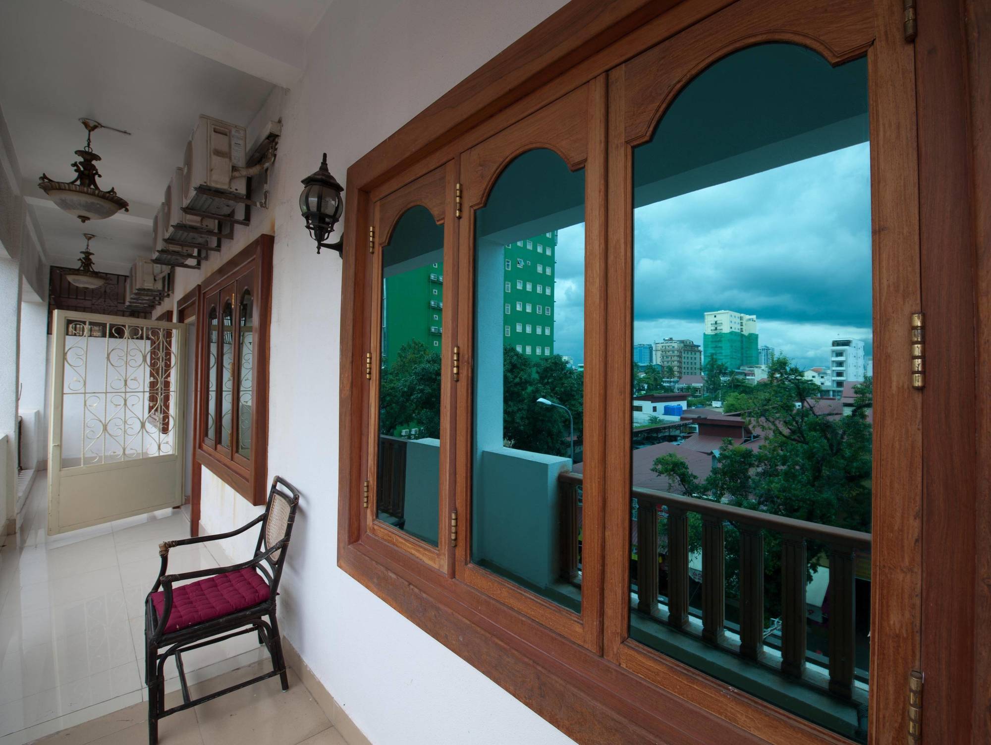 Wei Si Deng Hotel & Restaurant Phnom Penh Extérieur photo